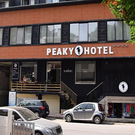 Peaky Hotel Durrës 외부 사진