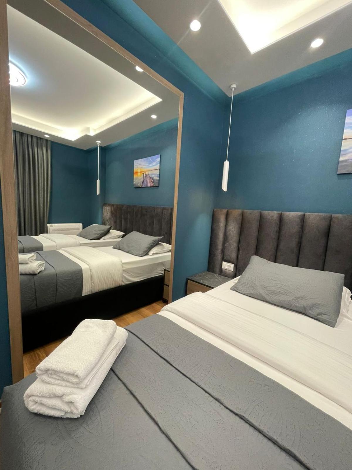 Peaky Hotel Durrës 외부 사진