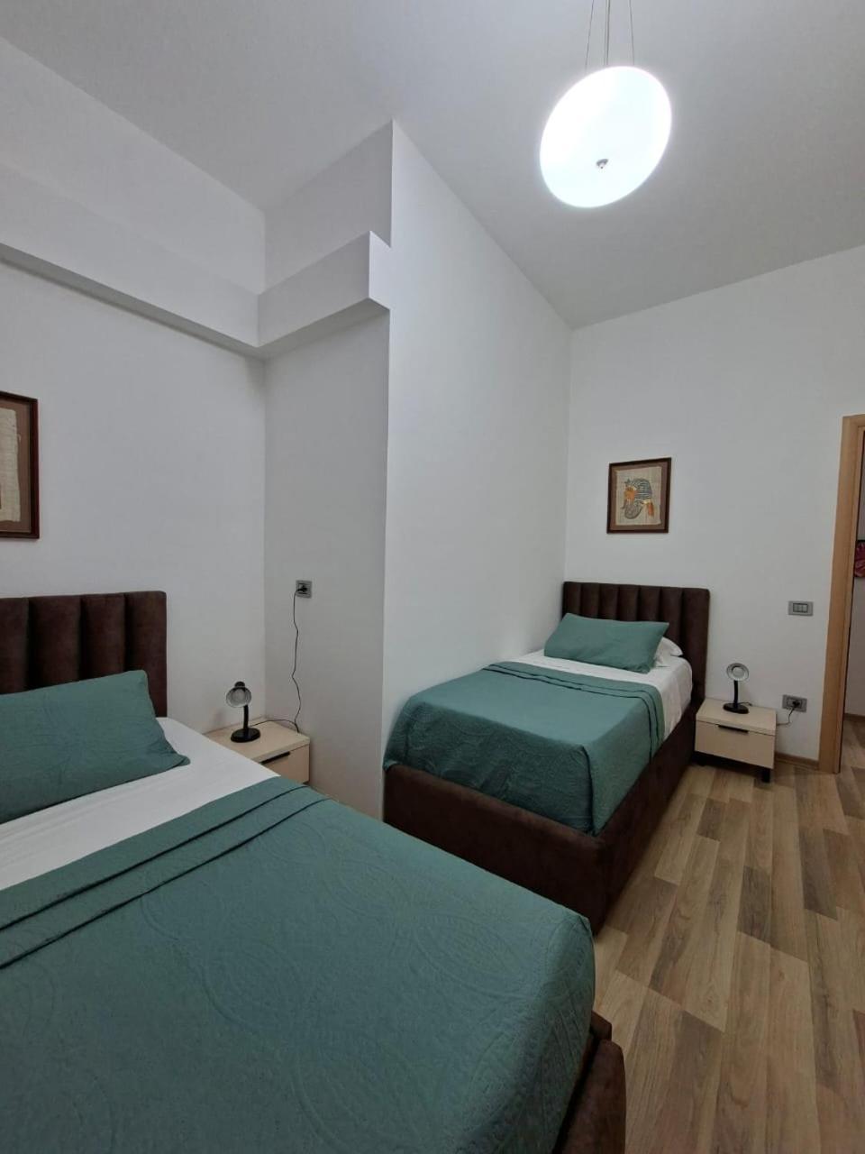 Peaky Hotel Durrës 외부 사진