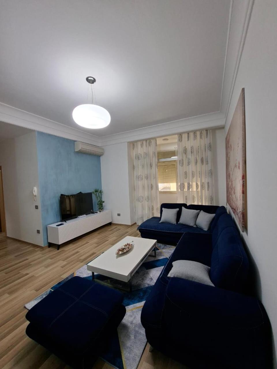 Peaky Hotel Durrës 외부 사진